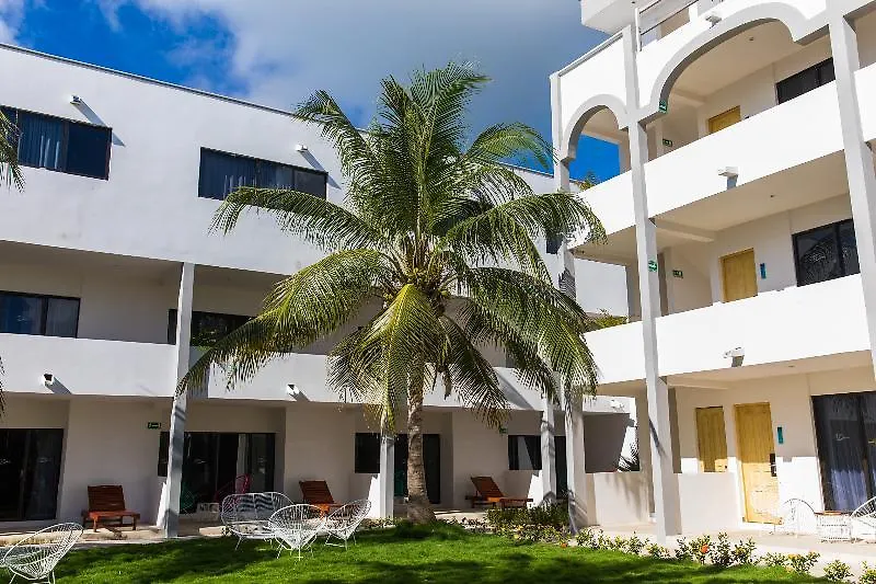Hotel Ojo De Agua Puerto Morelos 2*,  Mexico