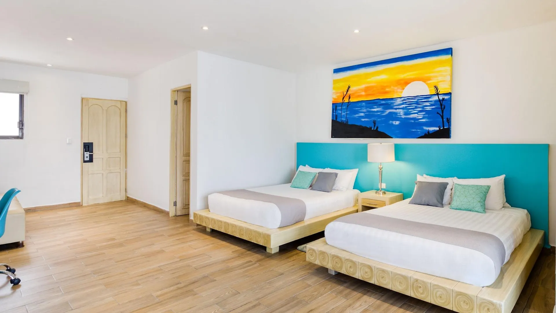 Hotel Ojo De Agua Puerto Morelos 2*,