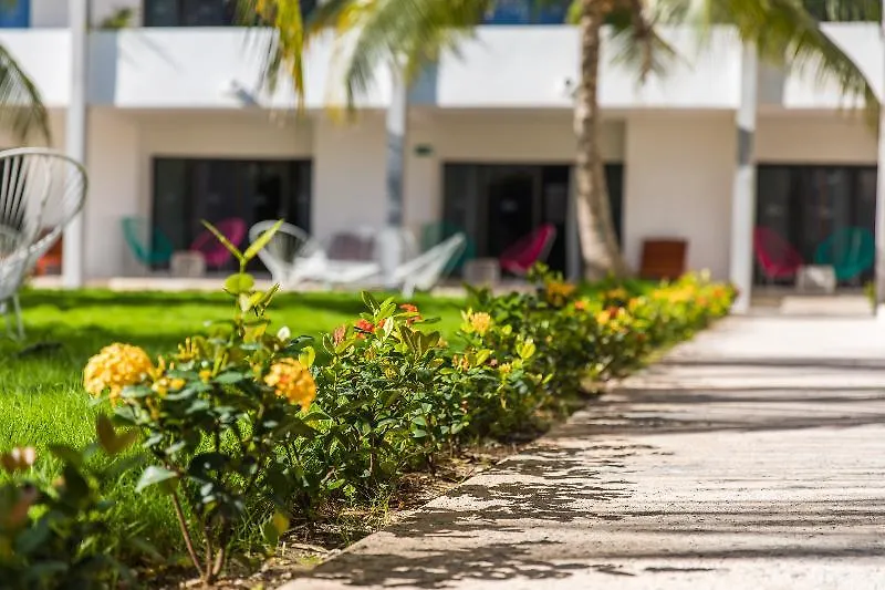 Hotel Ojo De Agua Puerto Morelos